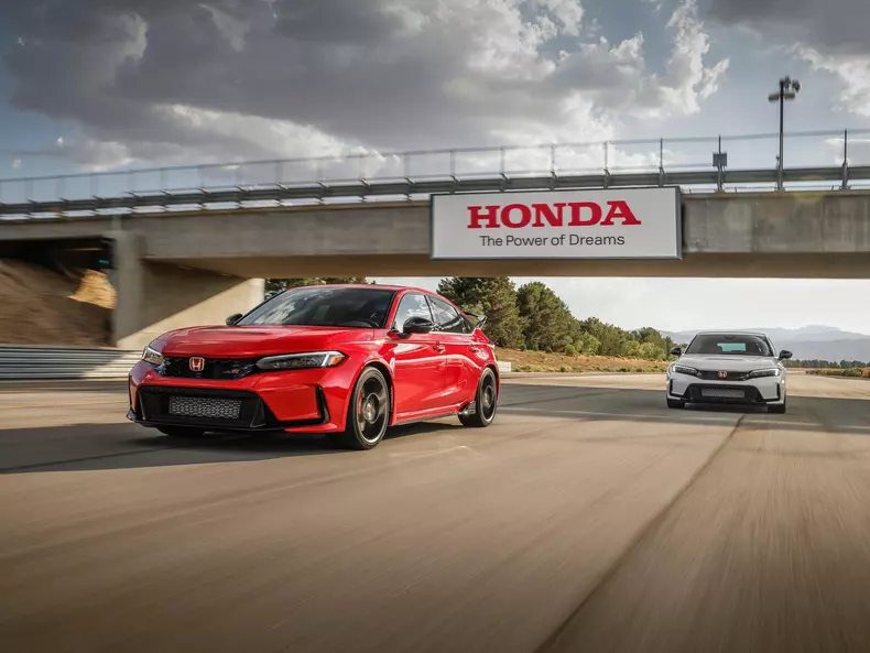 Honda-Civic_Type_R-2023-1600-0b