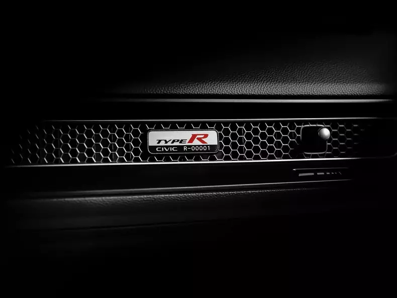 Honda-Civic_Type_R-2023-1600-37