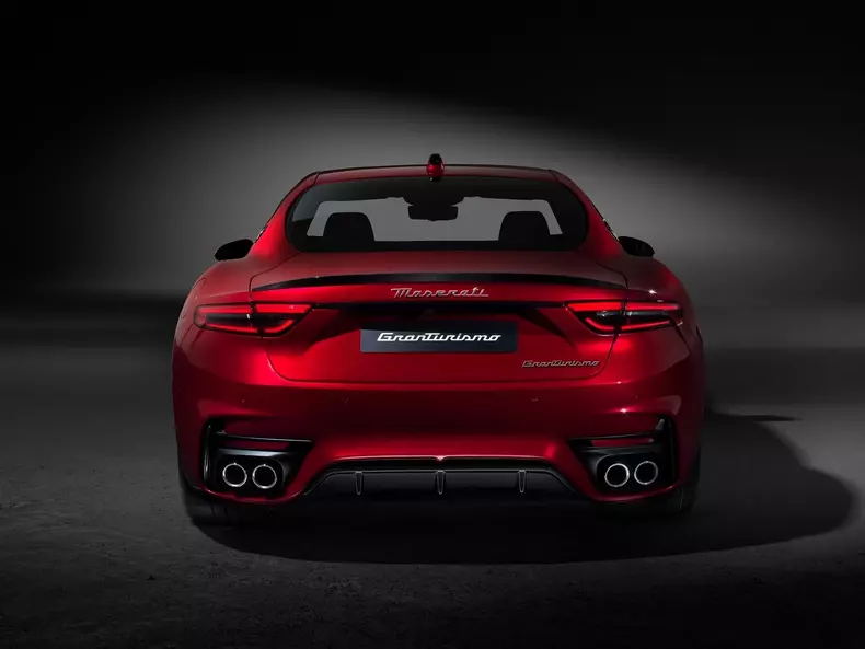 Maserati-GranTurismo-2023-1600-09