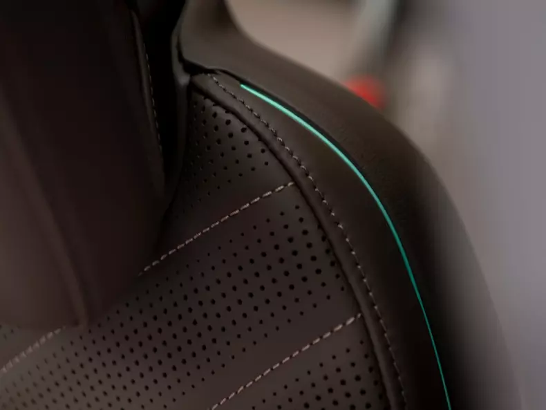 Mercedes-Benz-EQE_SUV-2024-1600-40