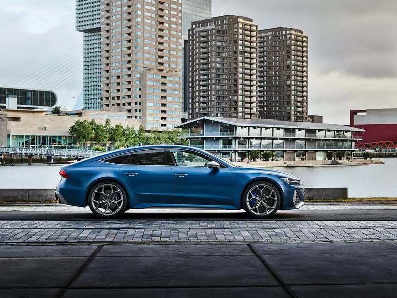 Audi-RS7_Sportback_performance-2023-1600-1e