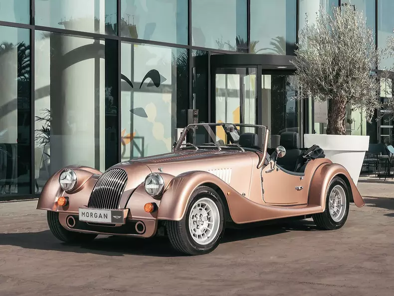 Morgan-Plus_Four-2023-1600-01