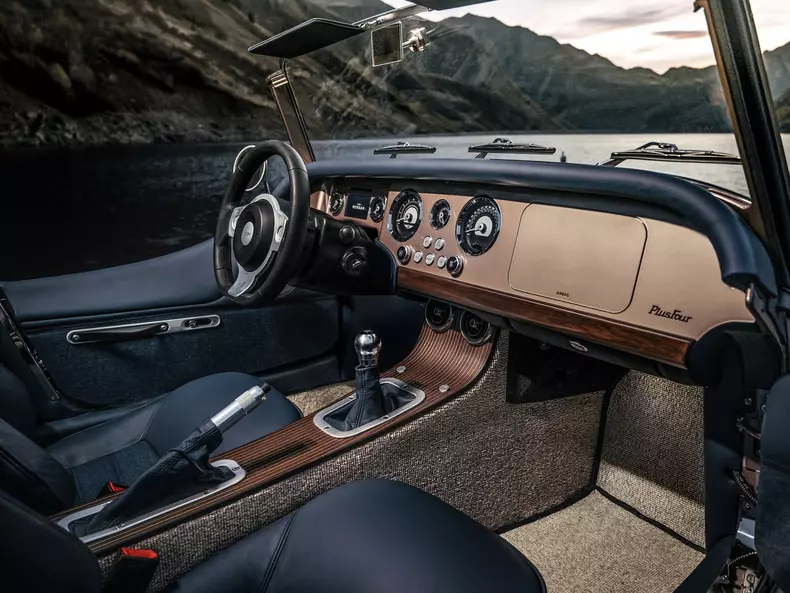 Morgan-Plus_Four-2023-1600-18