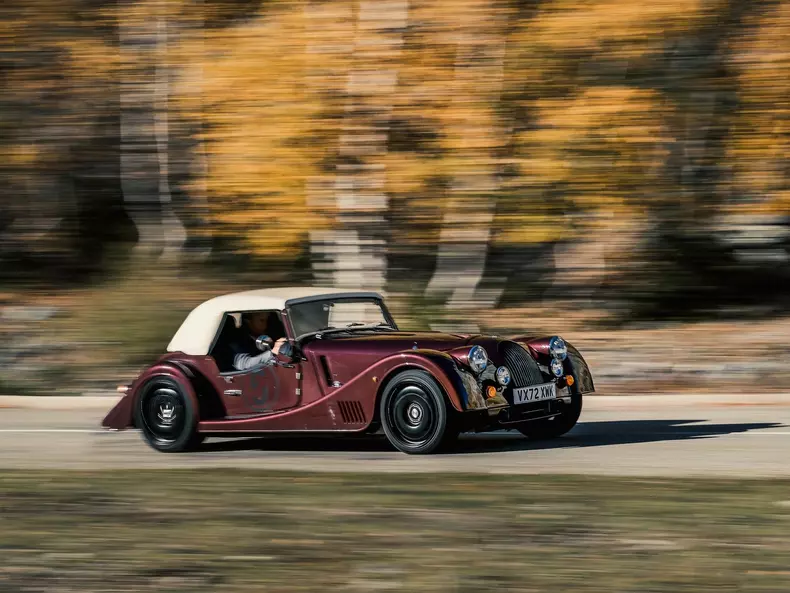 Morgan-Plus_Six-2023-1600-06