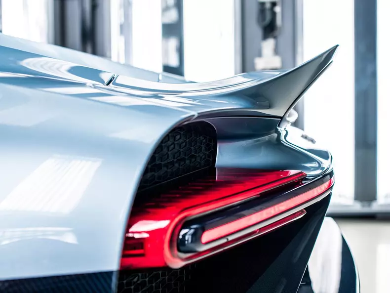 Bugatti-Chiron_Profilee-2022-1280-0e