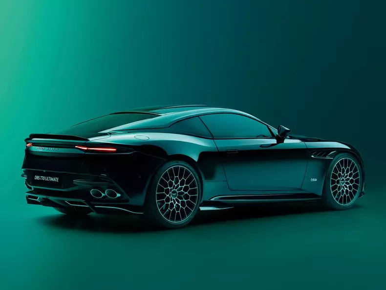 Aston_Martin-DBS770_Ultimate-2024-1600-05
