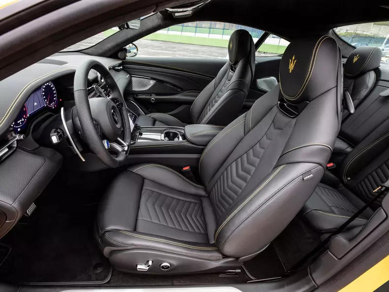 Maserati-GranTurismo-2023-1600-8e