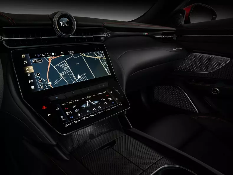 Maserati-GranTurismo-2023-1600-a5