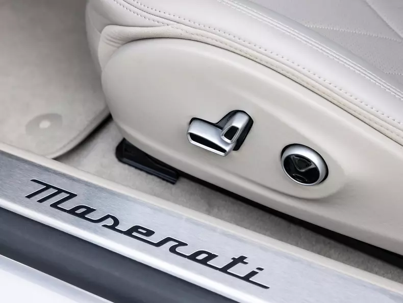 Maserati-GranTurismo-2023-1600-b7