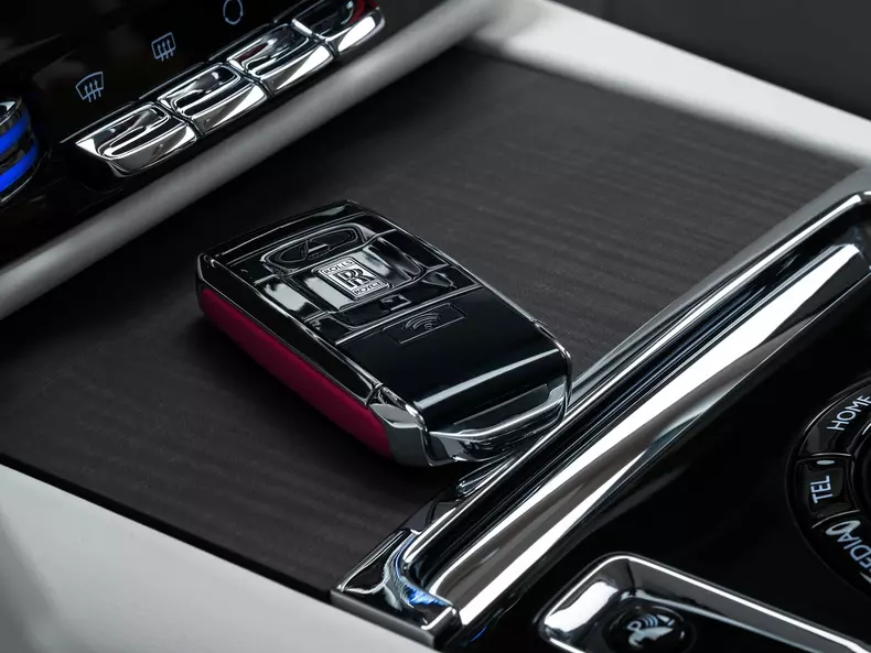 Rolls-Royce-Spectre-2024-1600-2a