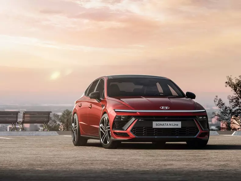 Hyundai-Sonata-2024-1600-05