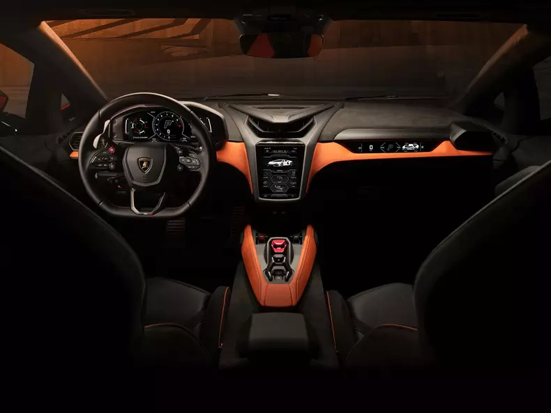 Lamborghini-Revuelto-2024-1600-1b