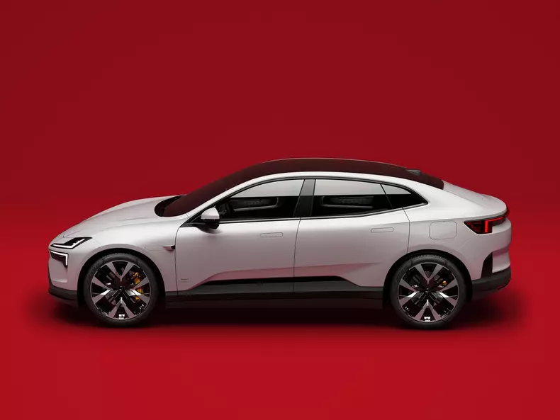 Polestar-4-2024-1600-05