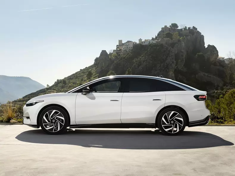 Volkswagen-ID.7-2024-1600-0e