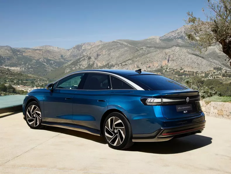 Volkswagen-ID.7-2024-1600-1b