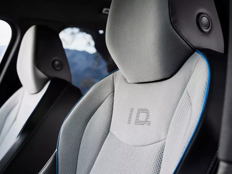 Volkswagen-ID.7-2024-1600-33