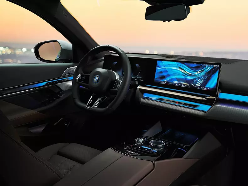 BMW-5-Series-2024-1600-08