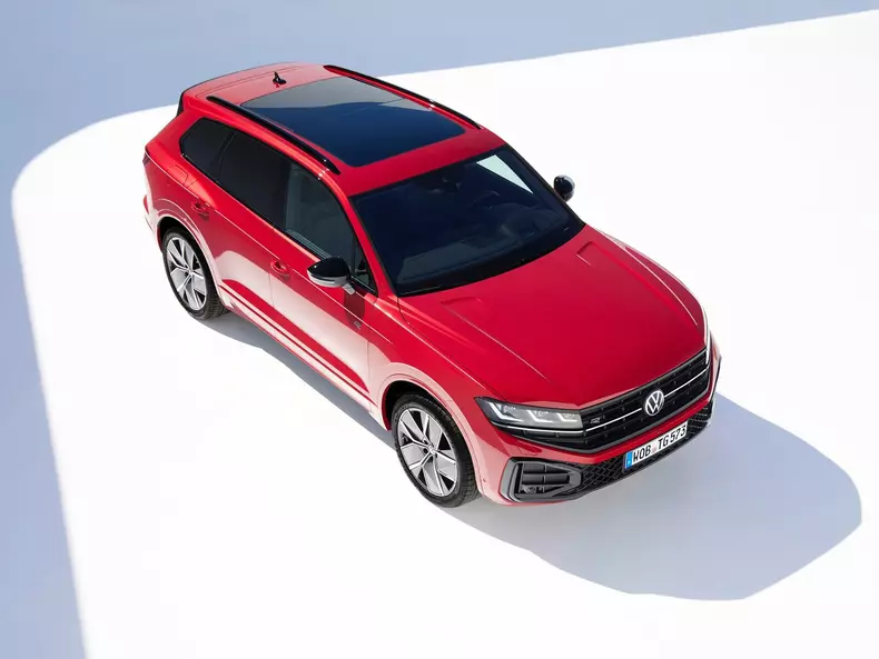 Volkswagen-Touareg-2024-1600-03