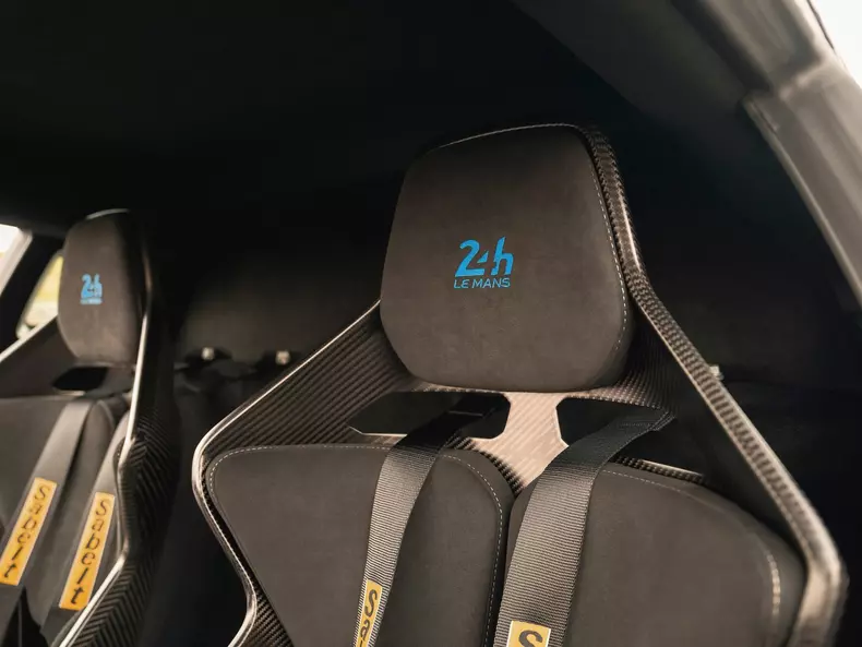 Alpine-A110_R_Le_Mans_Limited_Edition-2023-1600-10