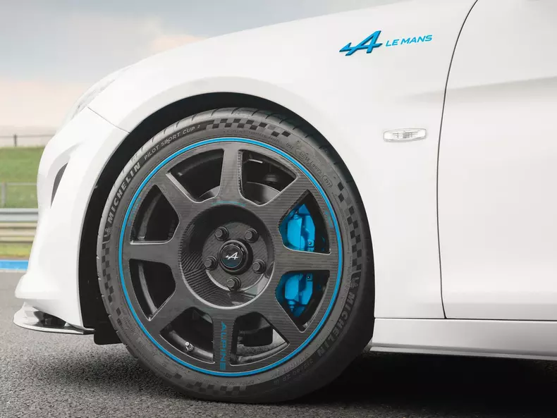 Alpine-A110_R_Le_Mans_Limited_Edition-2023-1600-12