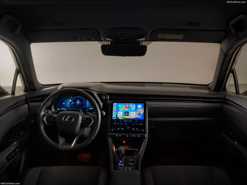 BLexus-LBX-2024-1600-23