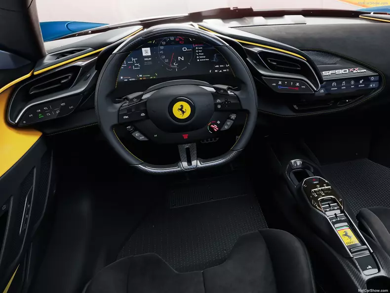 Ferrari-SF90_XX_Spider-2024-1600-07