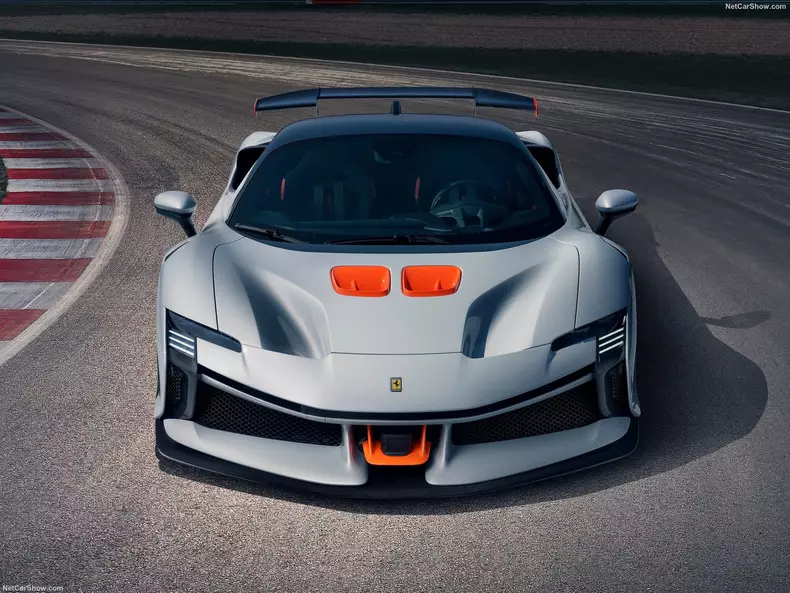 Ferrari-SF90_XX_Stradale-2024-1600-03