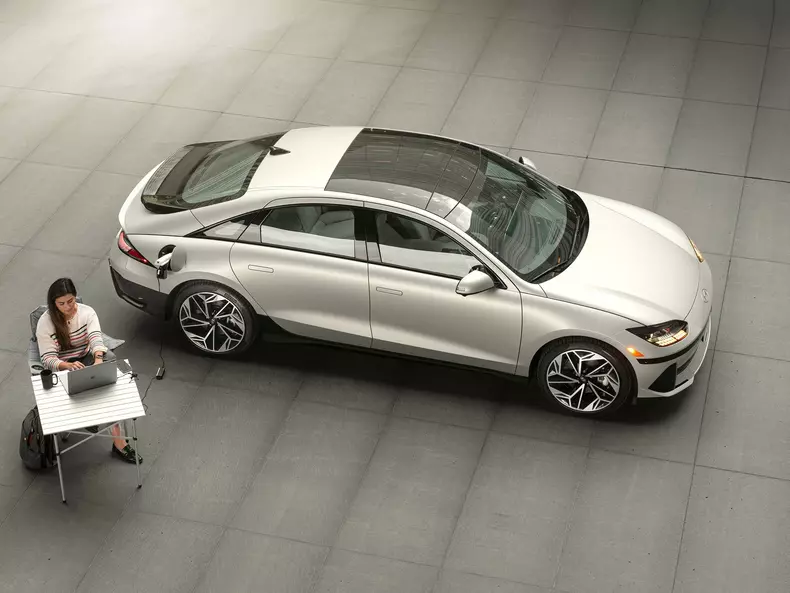 Hyundai-Ioniq_6-2023-1600-6e