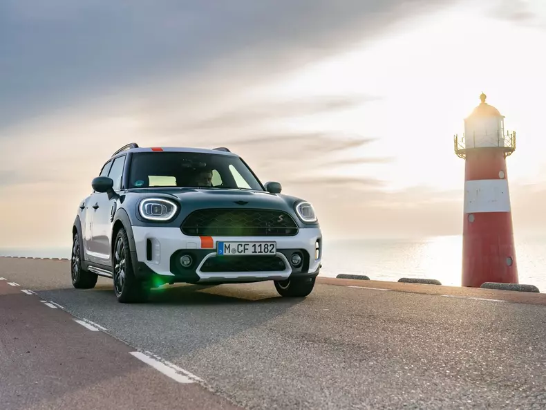 Mini-Countryman_Cooper_S_ALL4_Uncharted_Edition-2023-1600-05