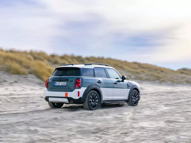 Mini-Countryman_Cooper_S_ALL4_Uncharted_Edition-2023-1600-26