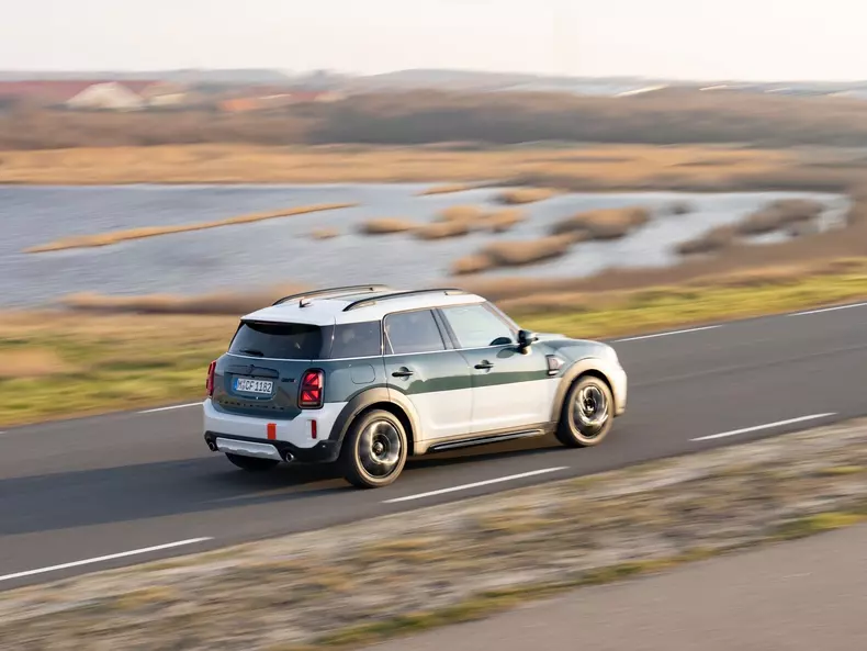 Mini-Countryman_Cooper_S_ALL4_Uncharted_Edition-2023-1600-27