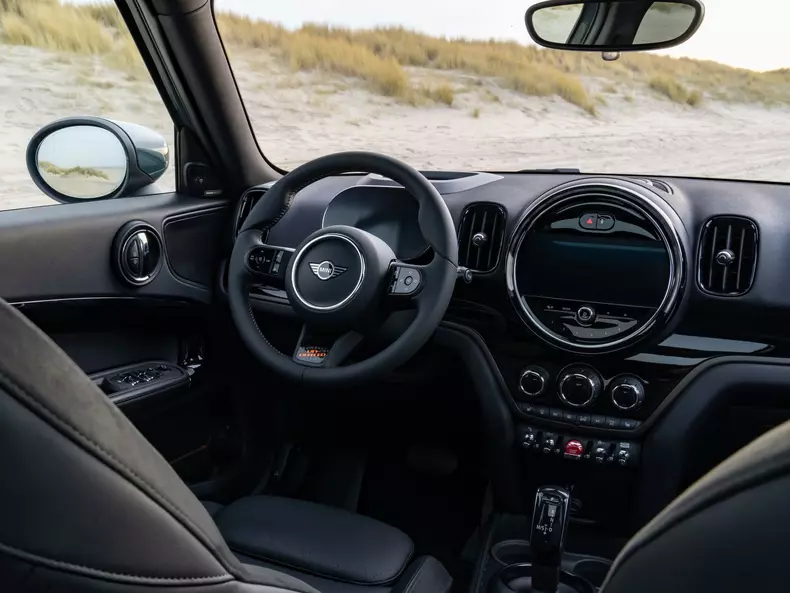 Mini-Countryman_Cooper_S_ALL4_Uncharted_Edition-2023-1600-32