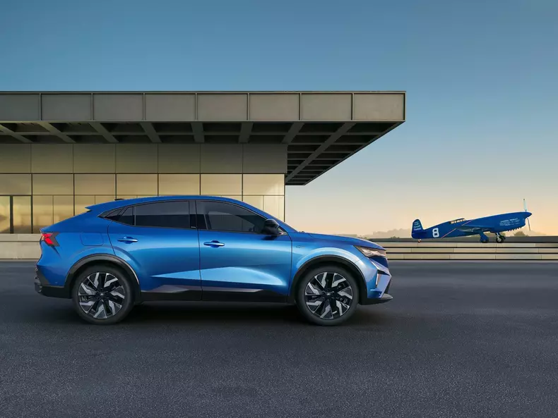 Renault-Rafale-2024-1600-05