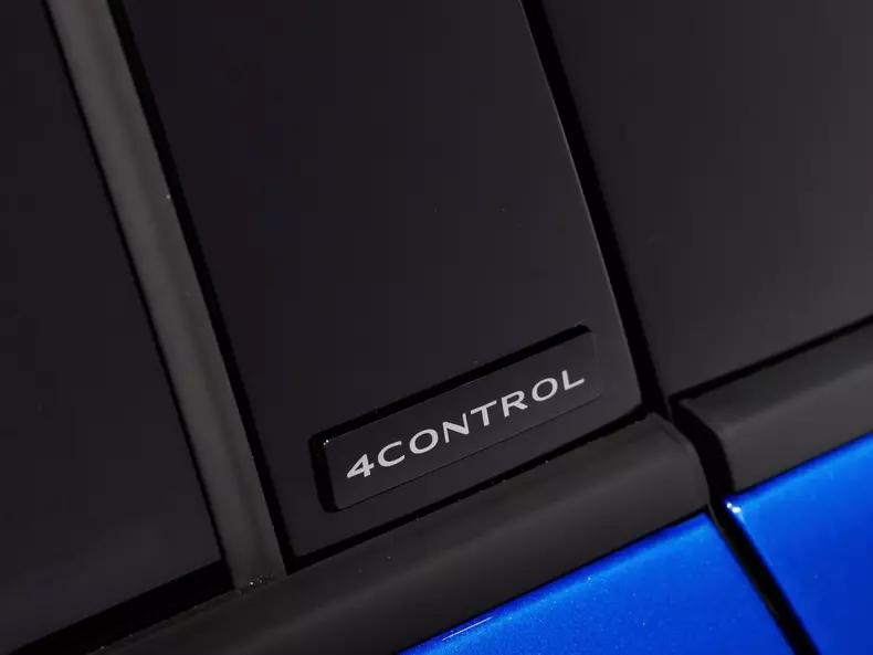 Renault-Rafale-2024-1600-50