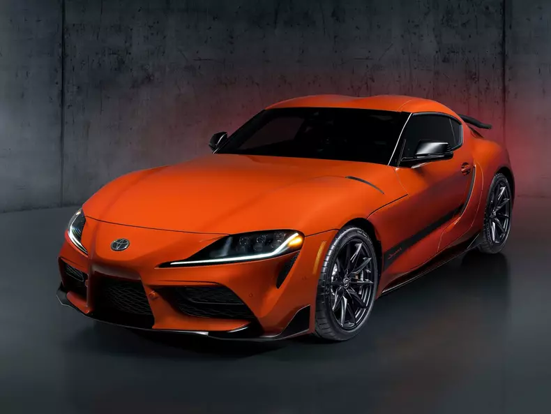 Toyota-GR_Supra_45th_Anniversary_Edition-2024-1600-01