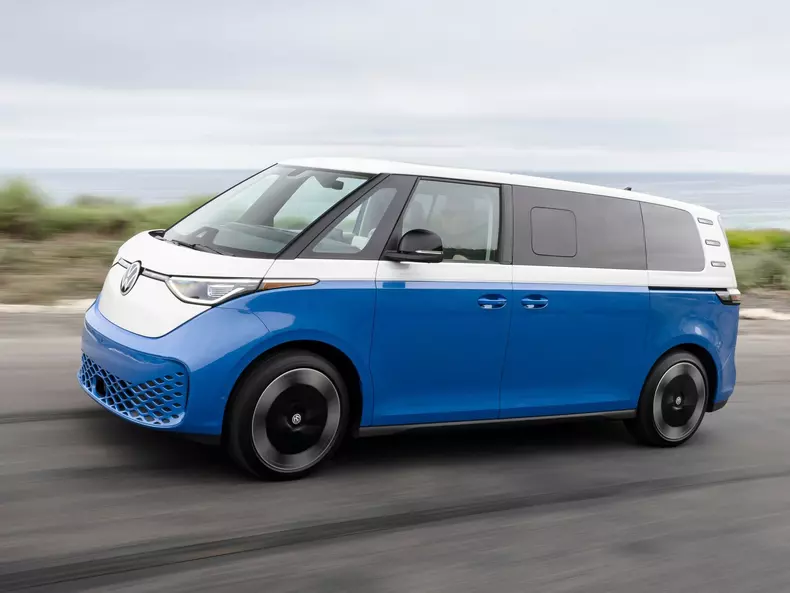 Volkswagen-ID_Buzz_LWB-2024-1600-09