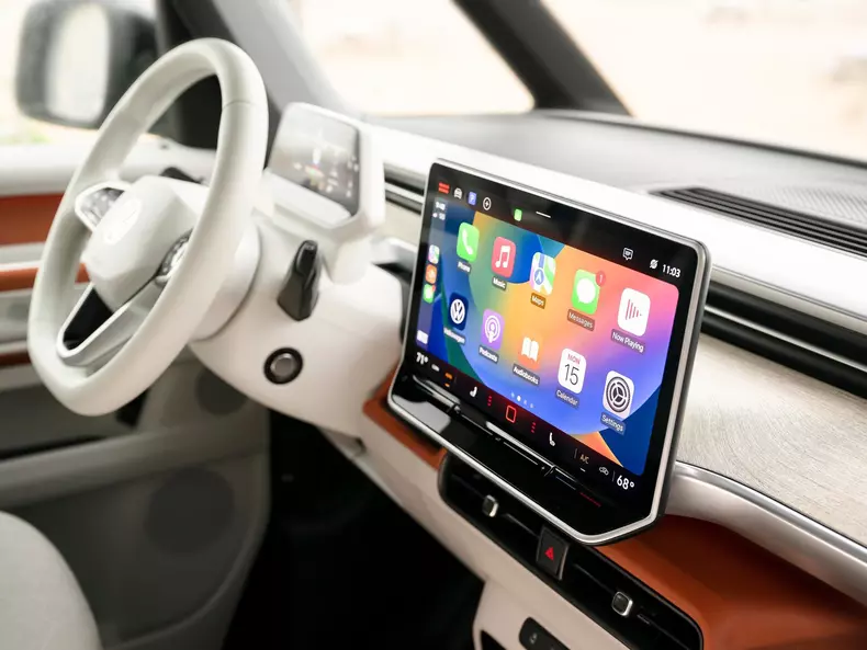 Volkswagen-ID_Buzz_LWB-2024-1600-29