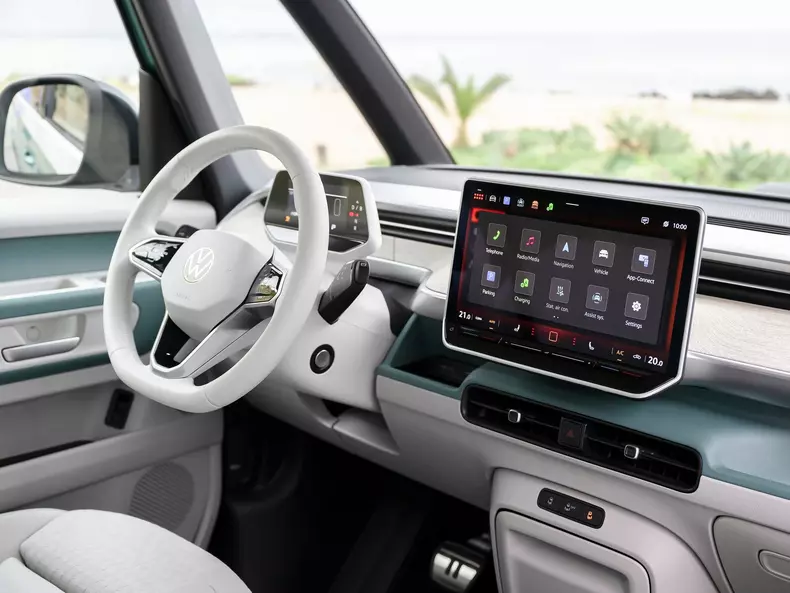 Volkswagen-ID_Buzz_LWB-2024-1600-2a