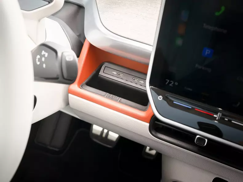 Volkswagen-ID_Buzz_LWB-2024-1600-3d