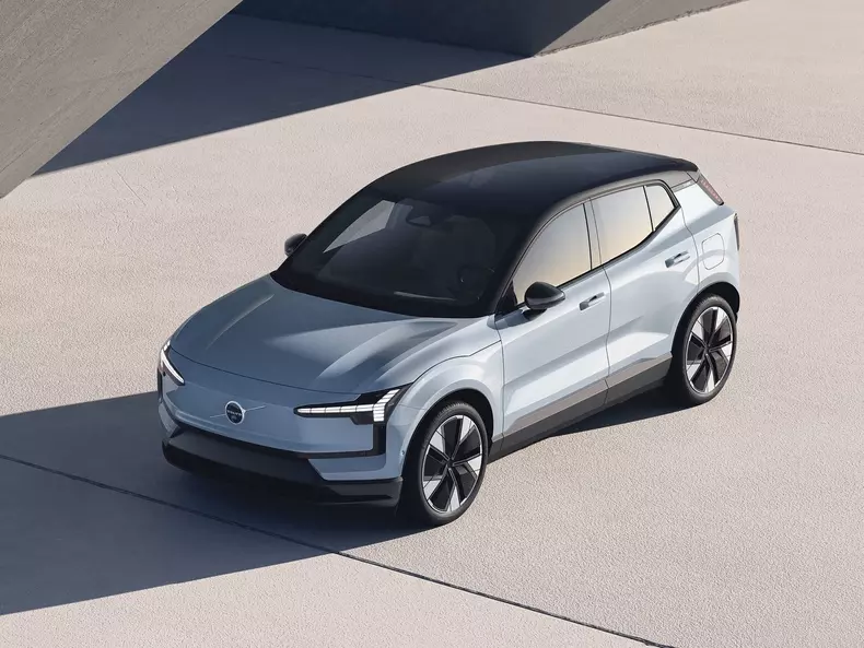 Volvo-EX30-2025-1600-04