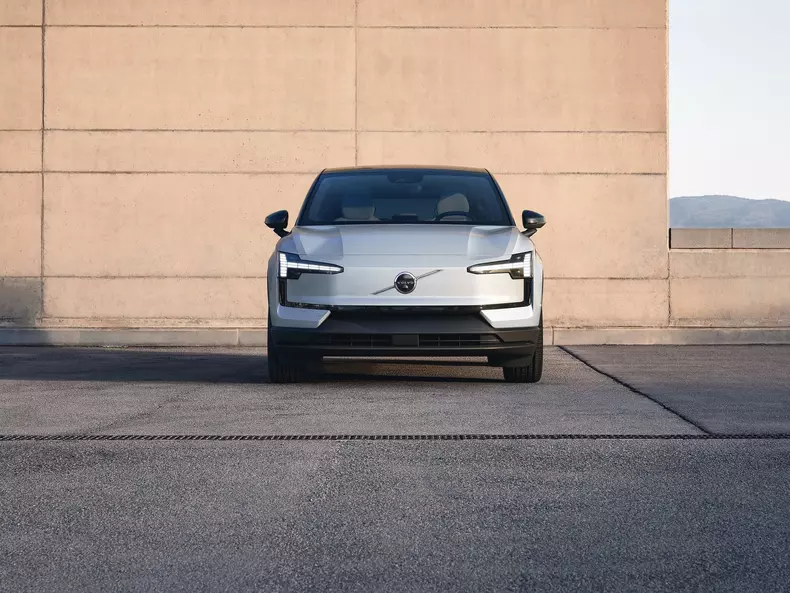 Volvo-EX30-2025-1600-17