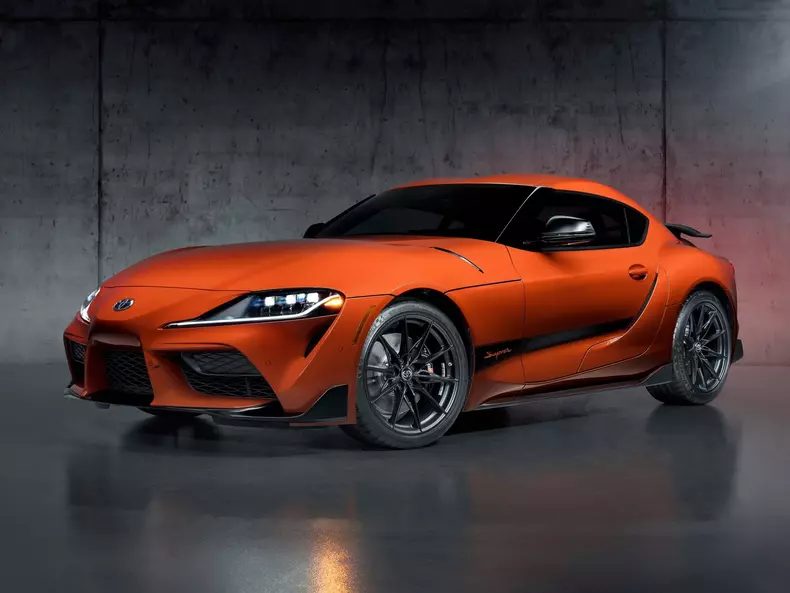 stoyota-GR_Supra_45th_Anniversary_Edition-2024-1600-02