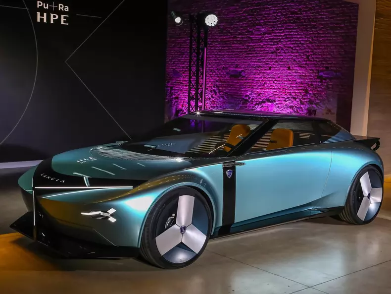 Lancia-Pu+Ra_HPE_Concept-2023-1600-04