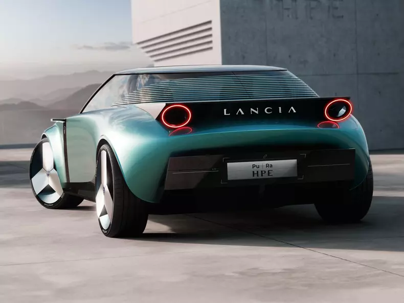 Lancia-Pu+Ra_HPE_Concept-2023-1600-10