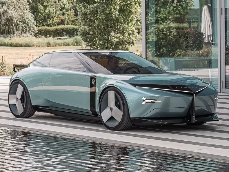 kLancia-Pu+Ra_HPE_Concept-2023-1600-01