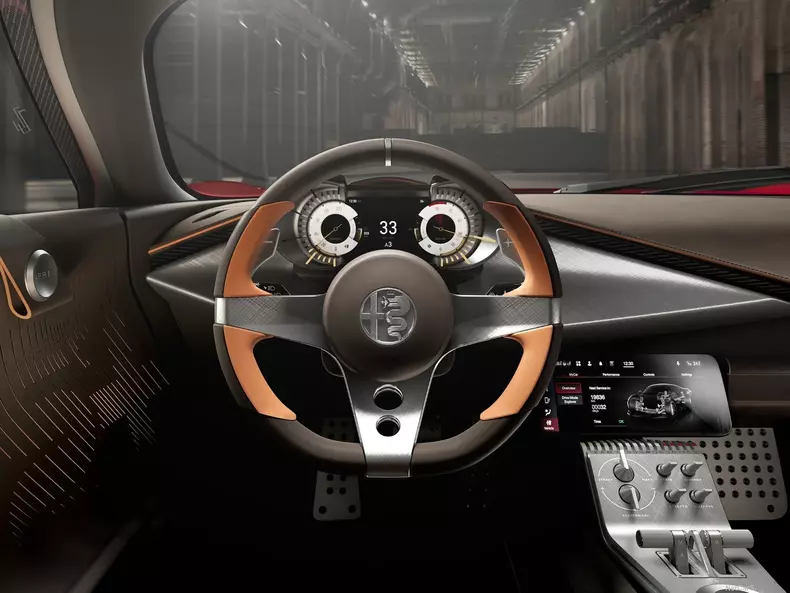 Alfa_Romeo-33_Stradale-2024-1600-1b