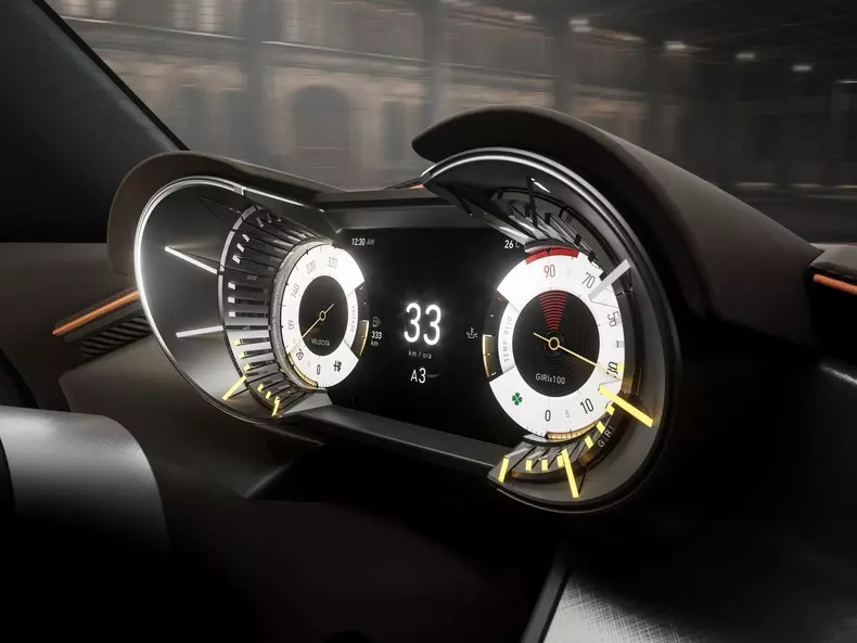 Alfa_Romeo-33_Stradale-2024-1600-1f