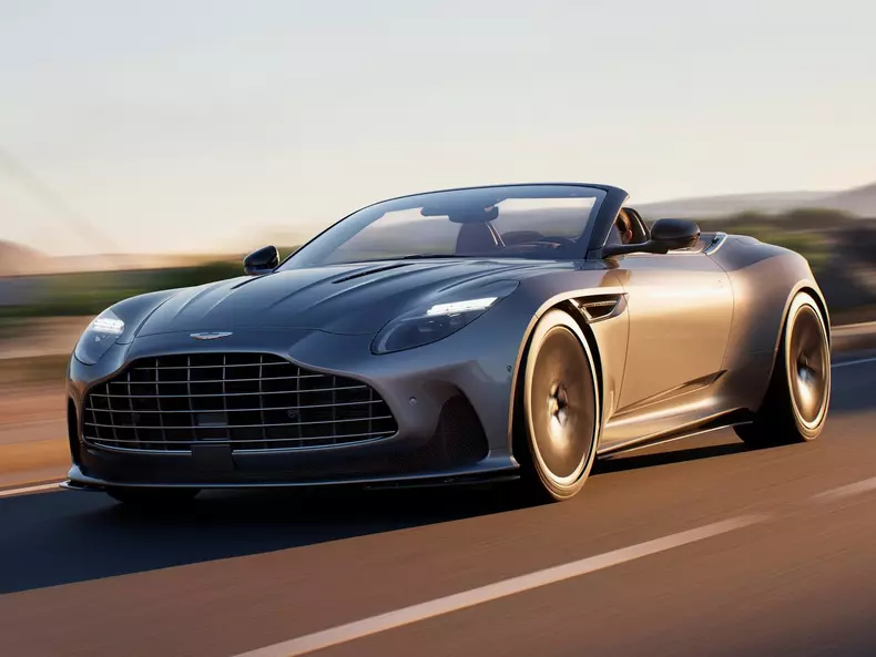 Aston_Martin-DB12_Volante-2024-1600-04