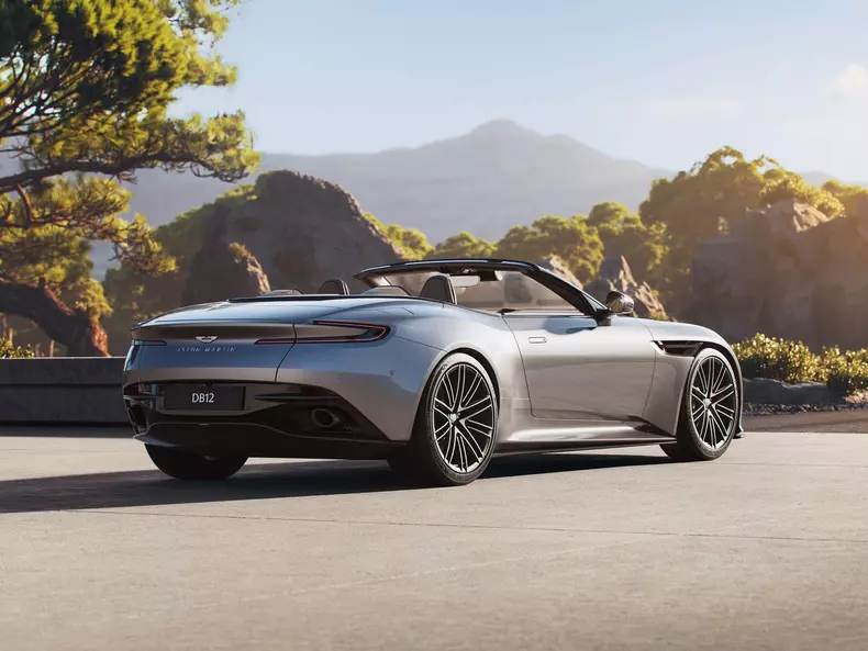 Aston_Martin-DB12_Volante-2024-1600-09