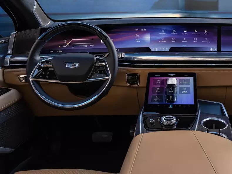 Cadillac-Escalade_IQ-2025-1600-07